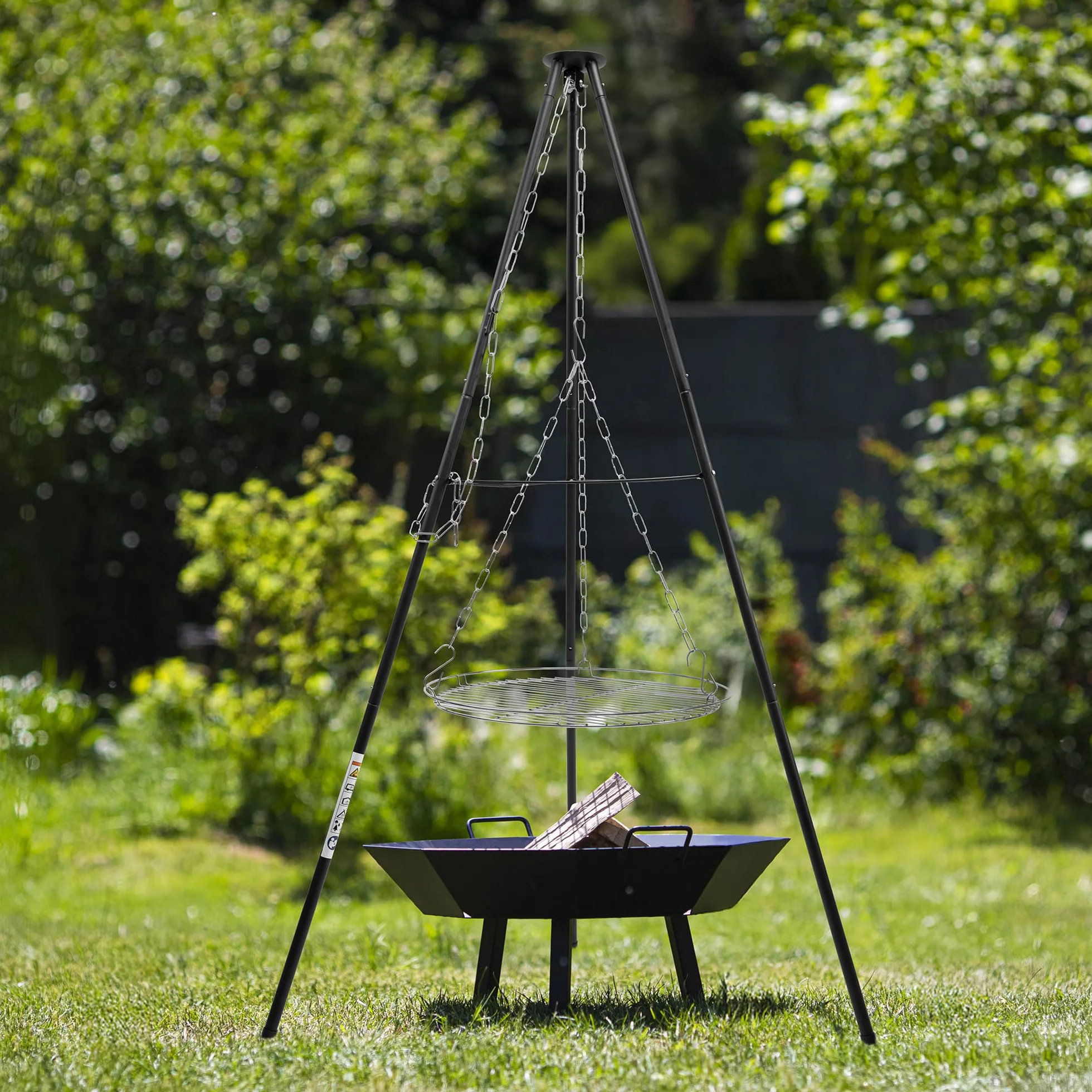 BROWIN trójnożny stelaż do grillowania 150 cm średnica 50 cm czarny