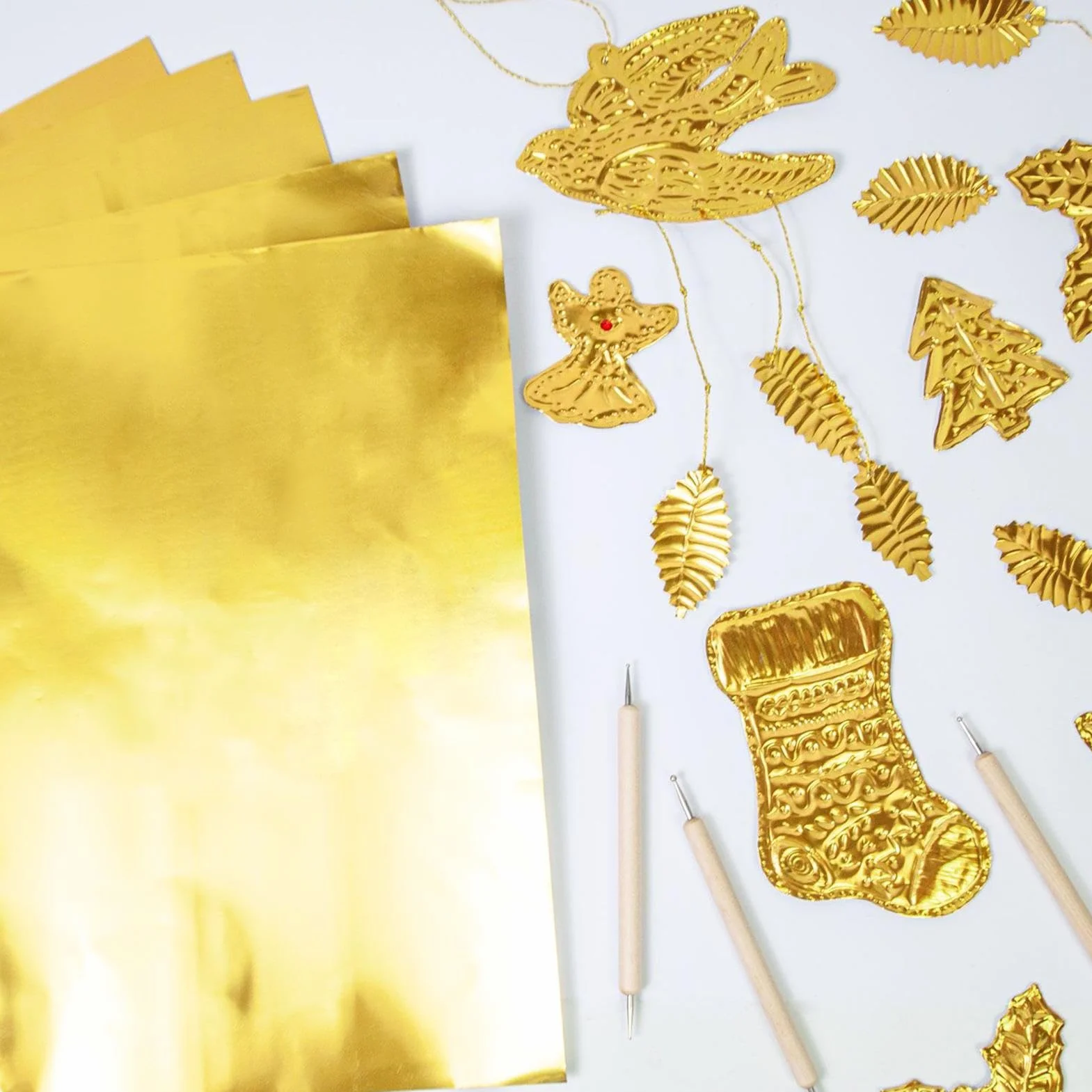 Arkusze do rękodzieła z folii aluminiowej, 10-częściowy zestaw artykułów artystycznych o wysokiej ciągliwości, cienkie arkusze folii metalowej do malowania, grawerowania, mocowania, scrapbookingu, pro