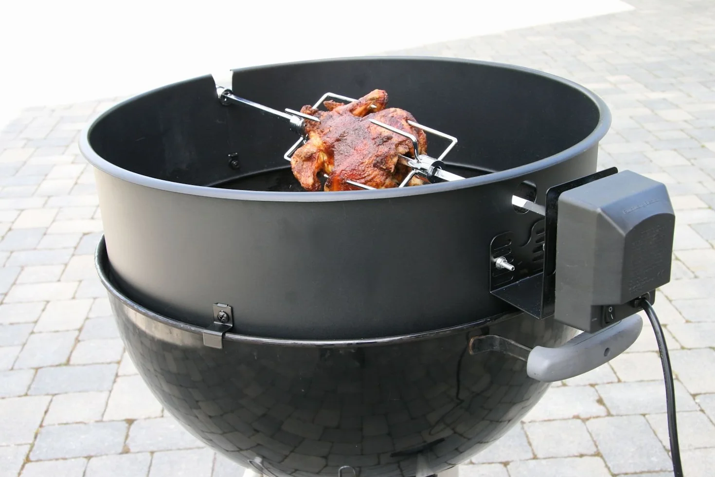 BBQ-Toro Rożen obrotowy do grilla 57 cm Weber