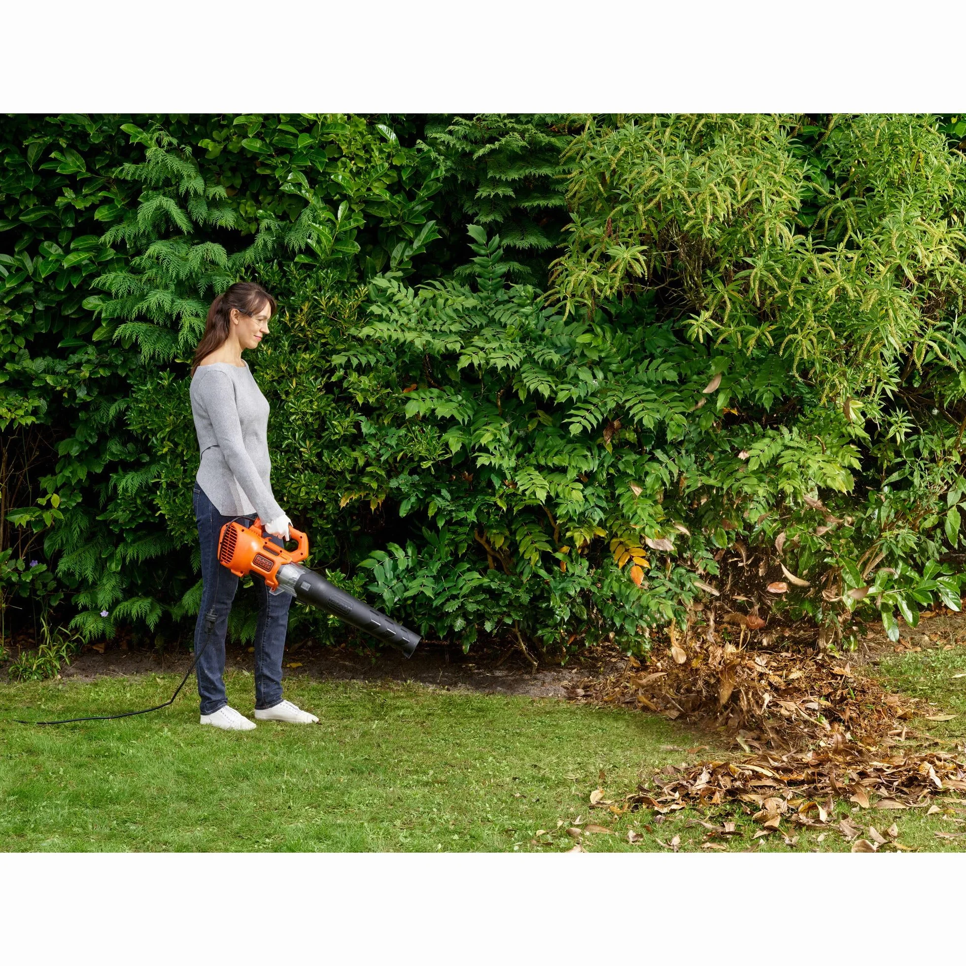 Black + Decker BEBL185-QS elektryczna dmuchawa osiowa 1850 W