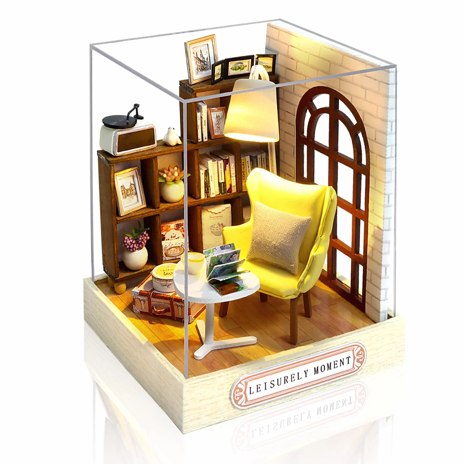 Cuteefun Miniaturowy zestaw do domku dla lalek, drewniany zestaw do domku dla lalek z meblami i osłoną przeciwpyłową, ręcznie robione rękodzieło dla dorosłych, prezent na urodziny, Boże Narodzenie