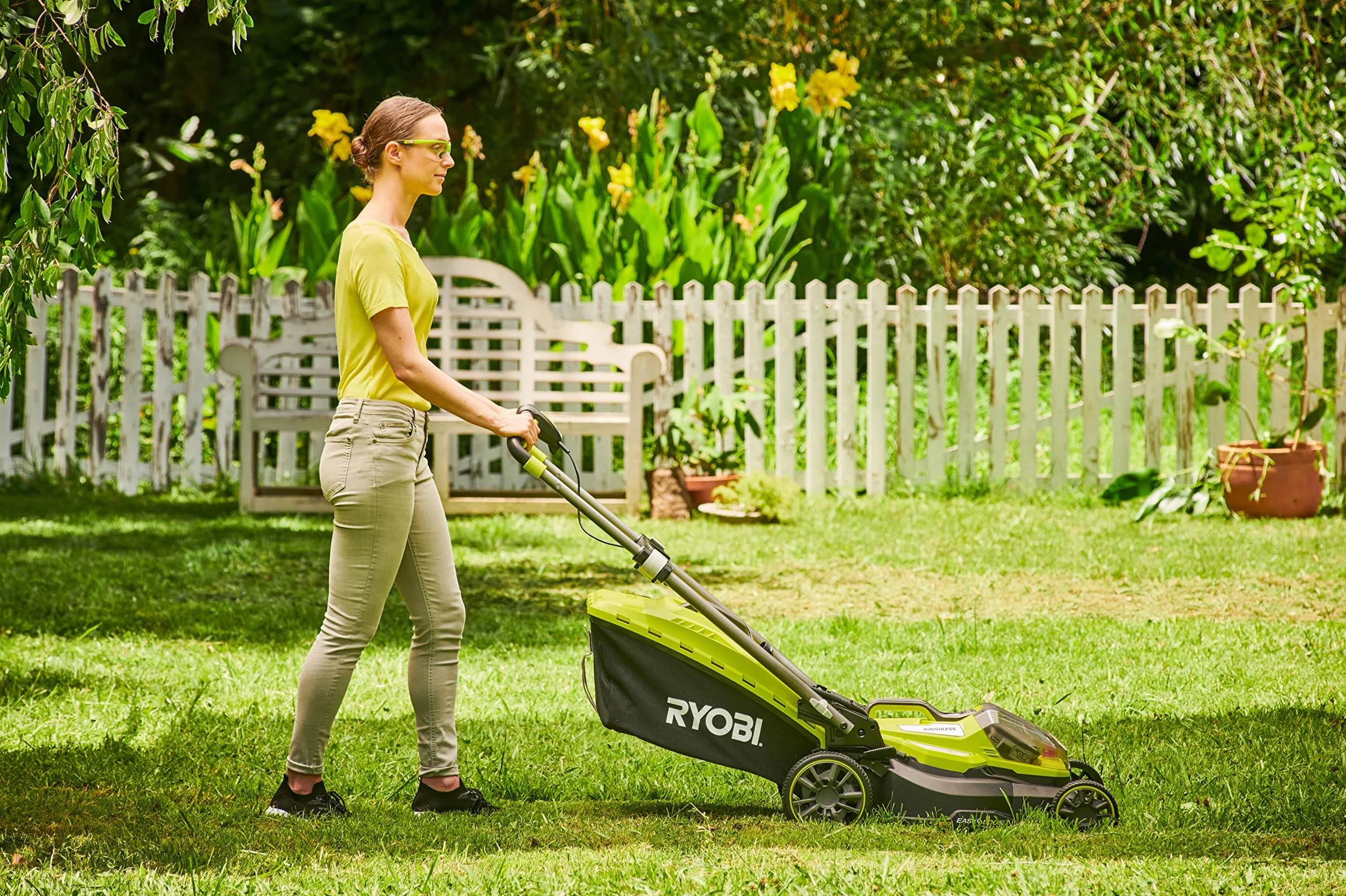 Ryobi Kosiarka 18V RY18LMX40A-150 Bezszczotkowa 40cm Regulacja Wysokości Koszenia 25-70mm Mulczowanie Teleskopowa Rękojeść