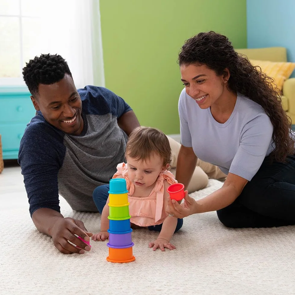 LAMAZE - Pile And Play Stacking Cups - Stacking And Nesting Toy Set - Stacking Cups for Babys - Colourful Toys of Babys, Multicoloured, From 0 Months +