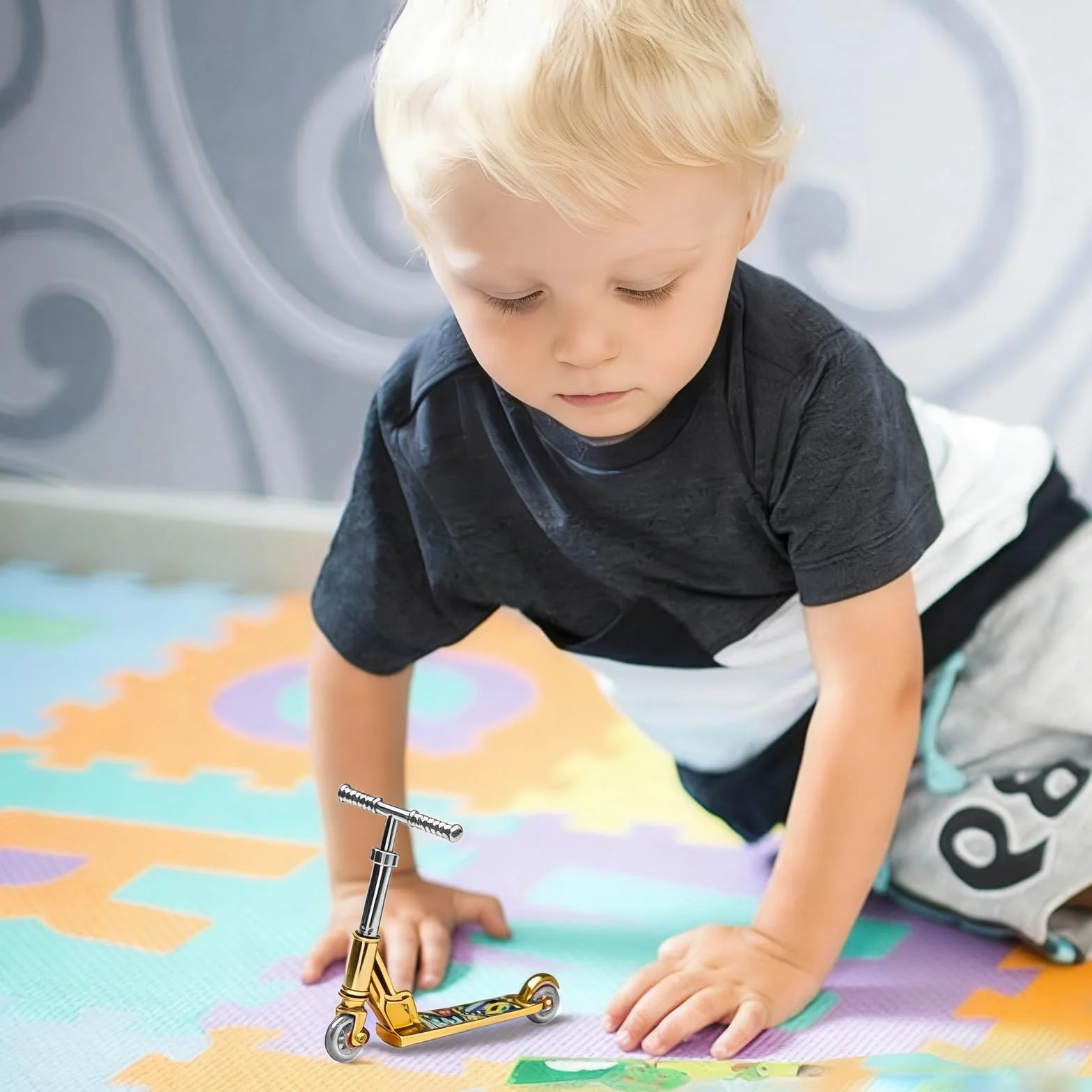 4 sztuki Finger Skate Mini Deskorolki i Deskorolki Fingerboard dla dzieci z ruchem palcami i akcesoriami treningowymi (srebrna głowa)