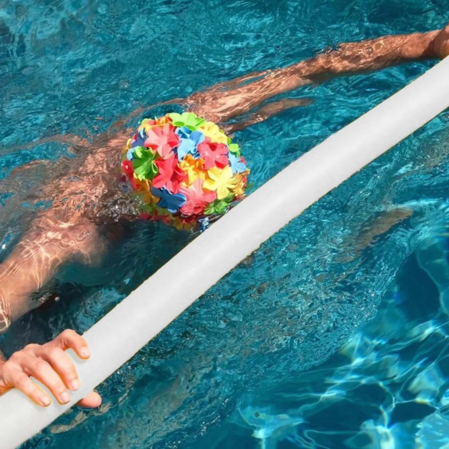 Makaron do pływania dla dzieci i dorosłych, piankowy makaron basenowy o długości 150 cm, pomoc w pływaniu na plażach i zabawach wodnych, zabawka do pływania do ćwiczeń wypornościowych, makaron wodny