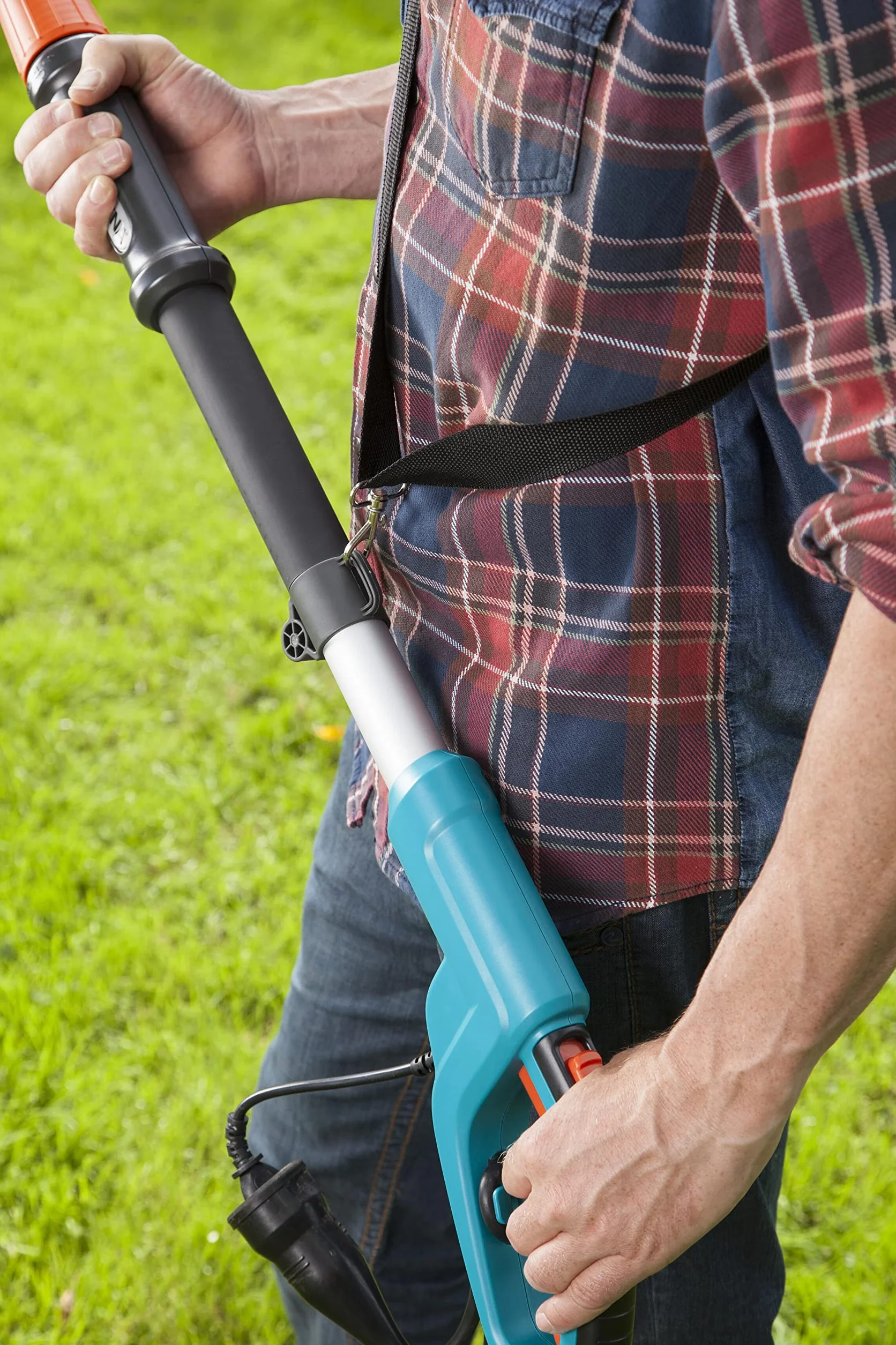 Gardena TCS Li-720/20 teleskopowa pilarka do gałęzi 720W 20cm prowadnica 4,40m zasięg