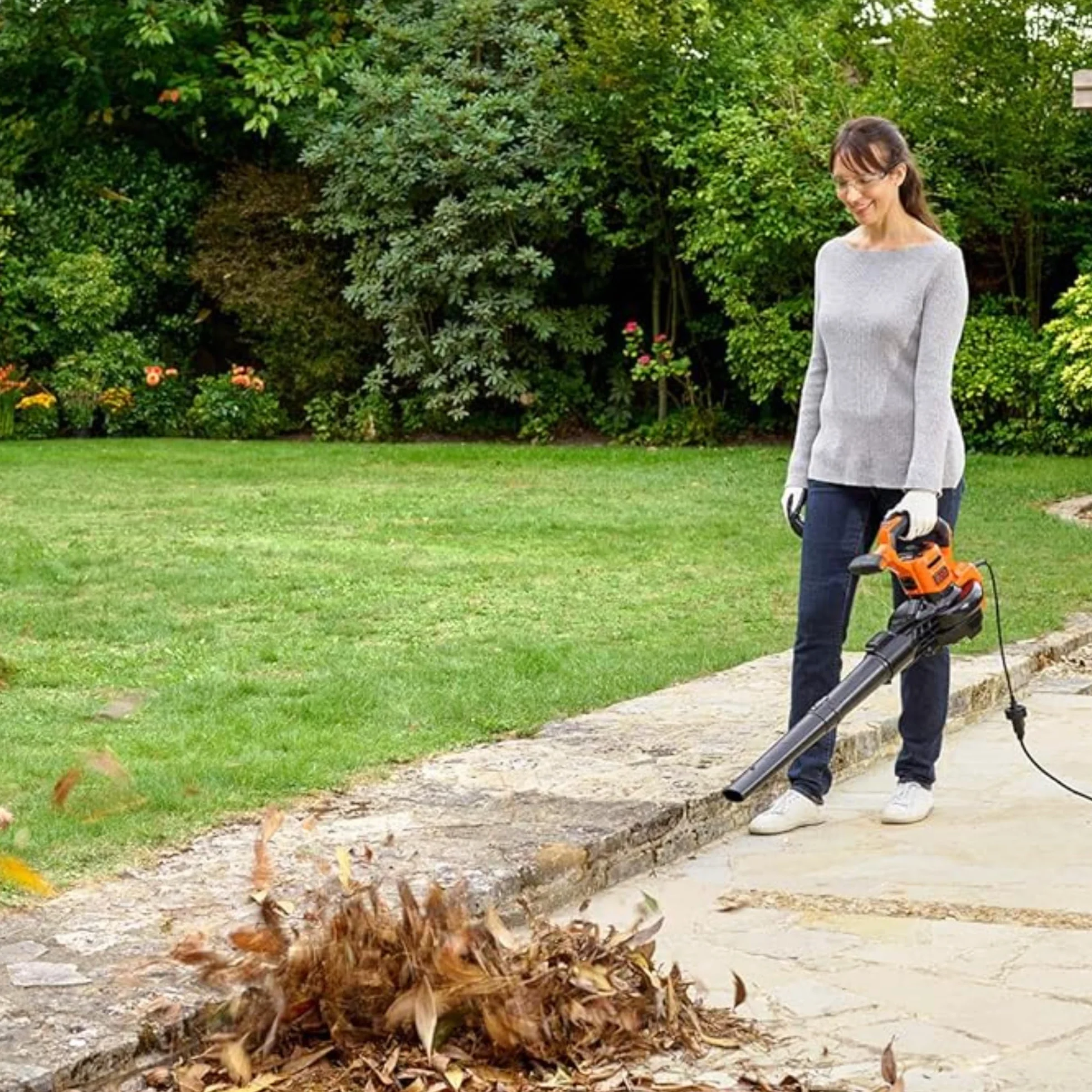 BLACK+DECKER BEBLV300-QS Elektryczny Odkurzacz do Liści 3 w 1 3000 W 72 L