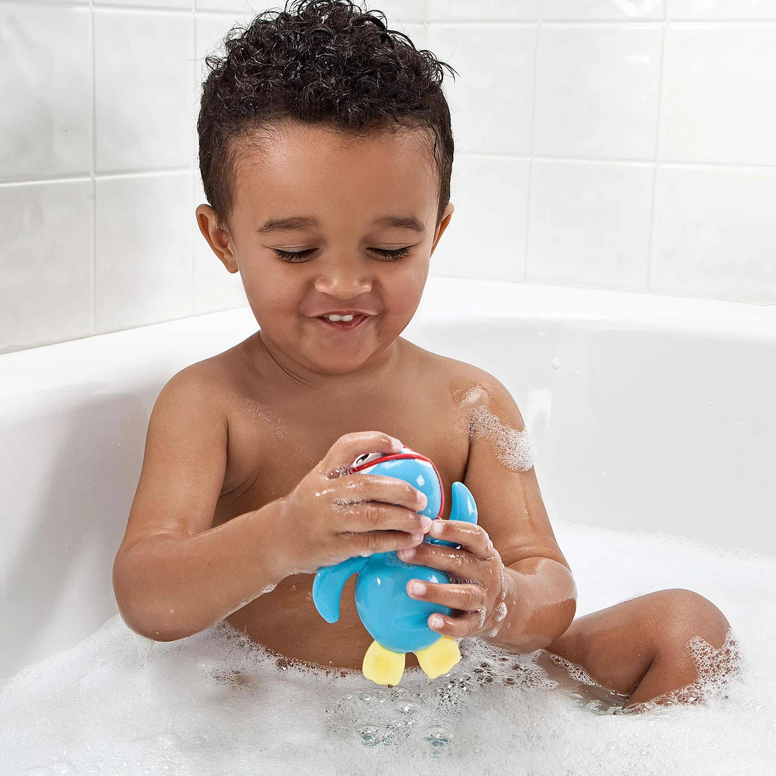 Munchkin Swimming Scuba Buddy Wind Up Bath Toy (Pack of 1)