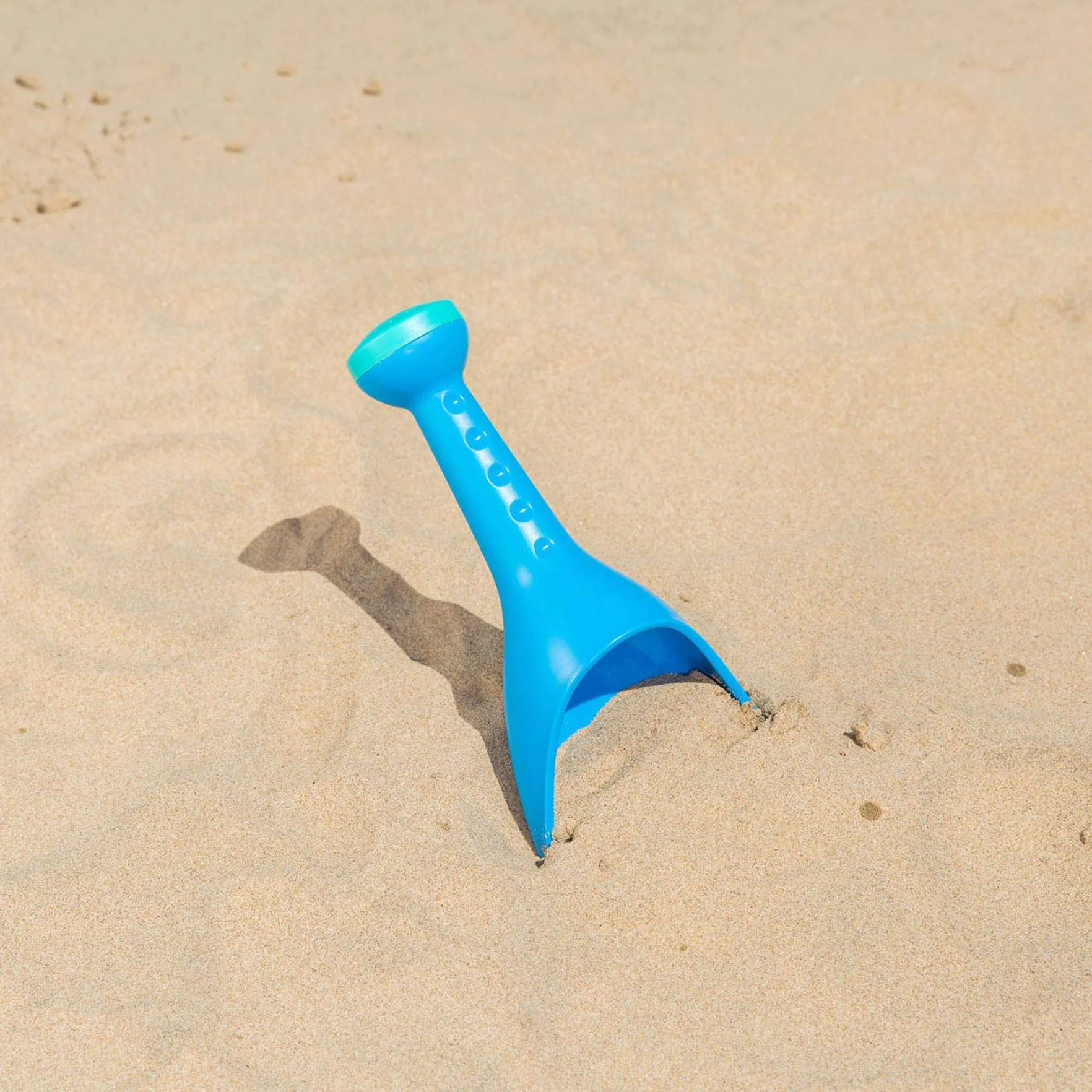 Hape E4050 Rain Shovel - Sand and Water Toys