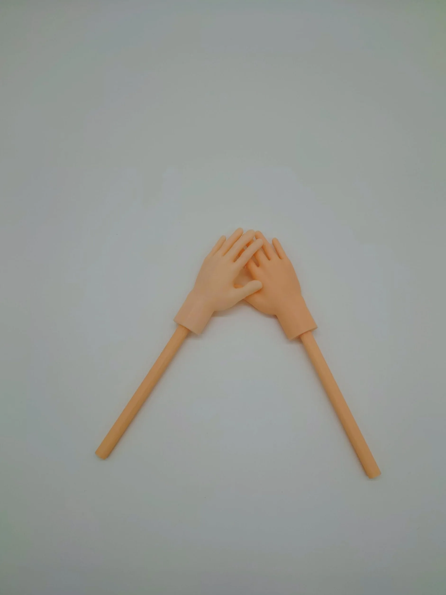 Tiny Hands – śmieszne małe dłonie z trzonkiem | artykuł do zabawy | lalki na palce |