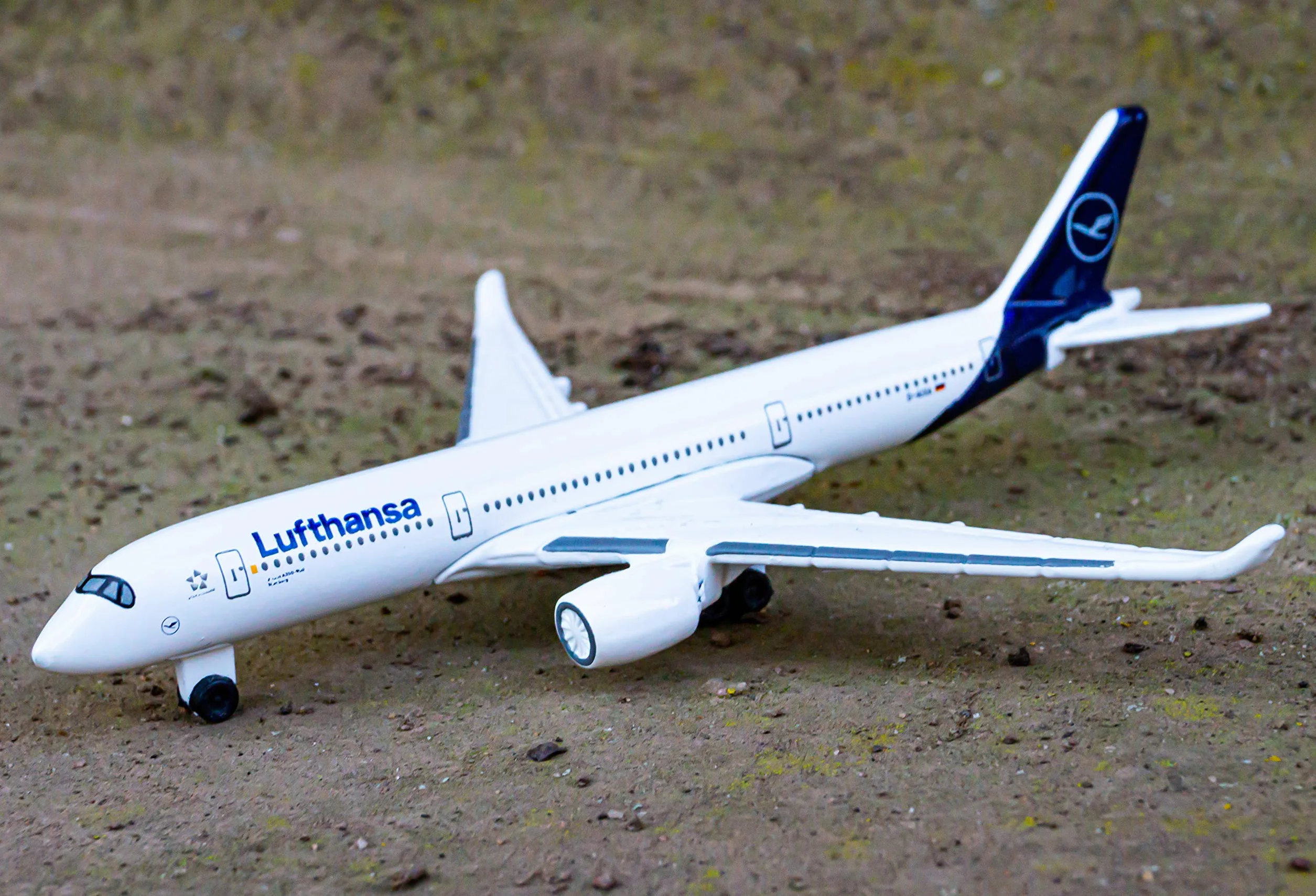 Majorette - Airplane Airbus 350 Lufthansa Samolot, Biały, 212057980Q02